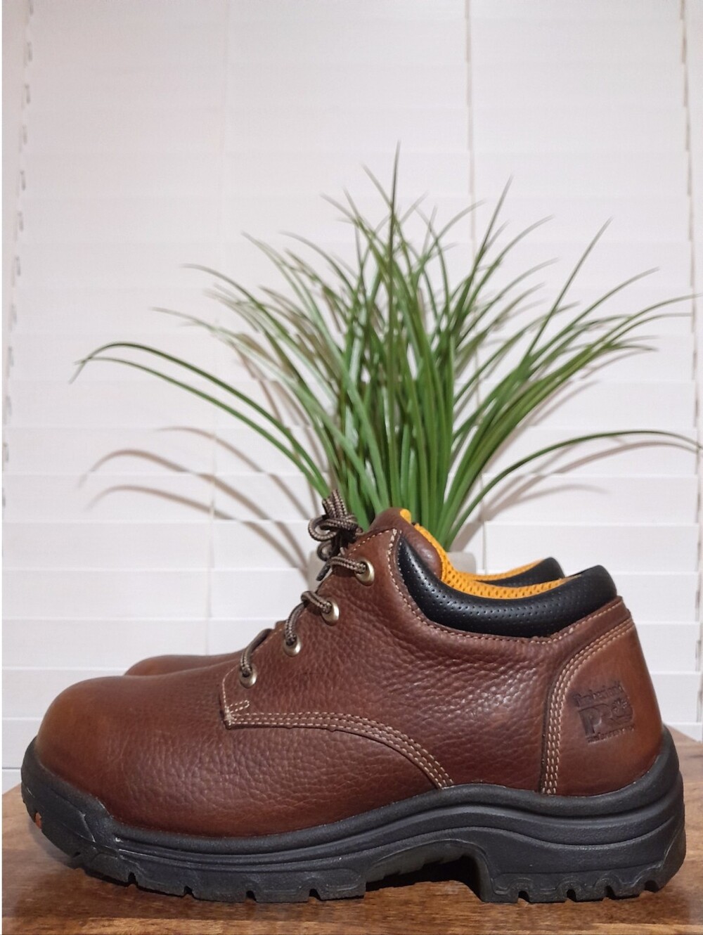 Timberland Titan Casual Alloy Toe Oxford Work Shoe 10.5W steel toe